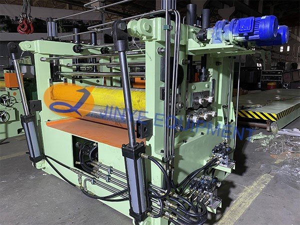 High speed precision slitting line